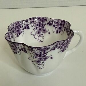 Shelley England Dainty Mauve Fine Bone China Tea Cup Purple Floral 051/M